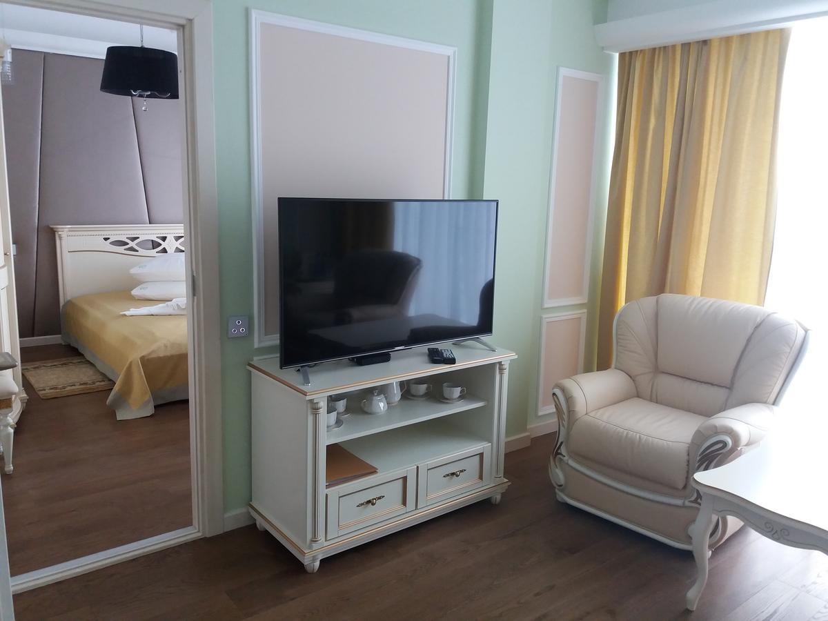 Berezka Health Resort & Spa Soligorsk Exterior photo